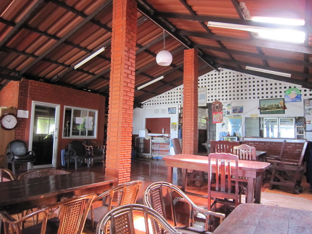Pine Bungalow Krabi town Exterior foto