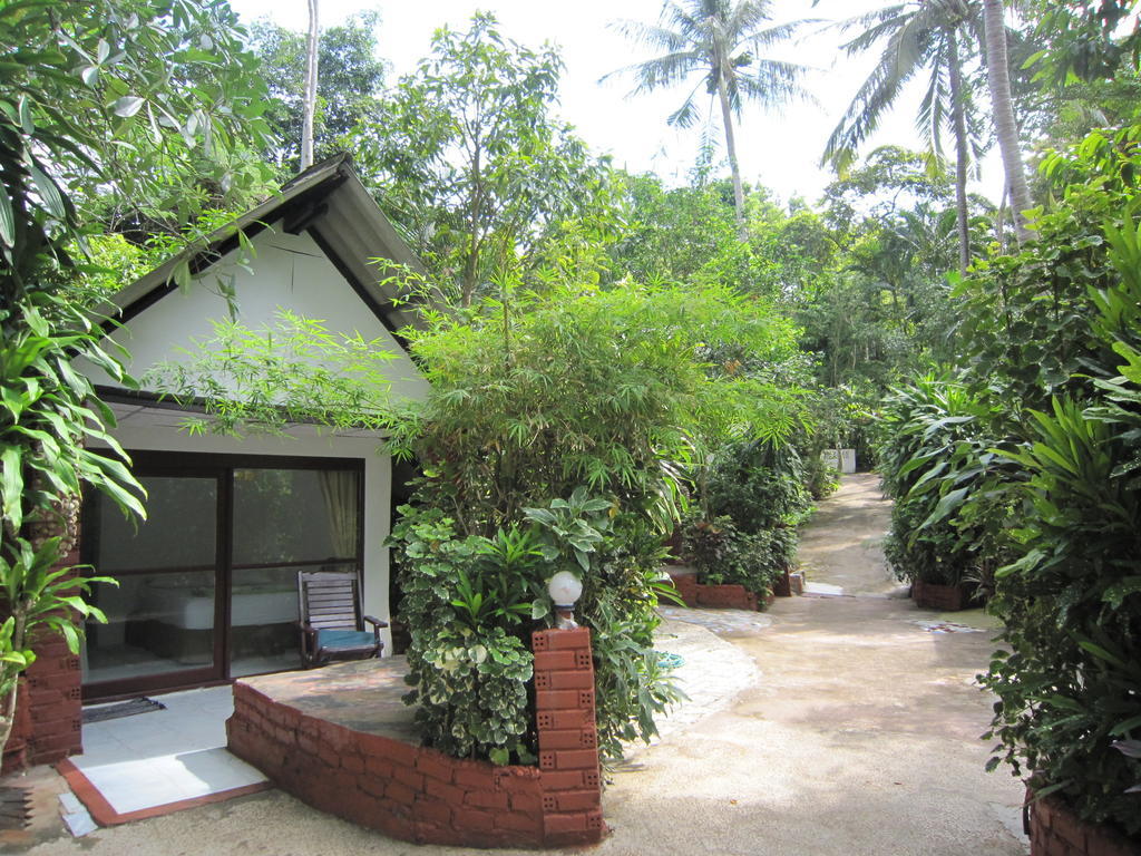 Pine Bungalow Krabi town Exterior foto