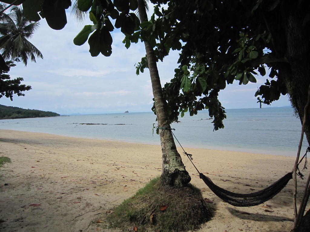 Pine Bungalow Krabi town Exterior foto