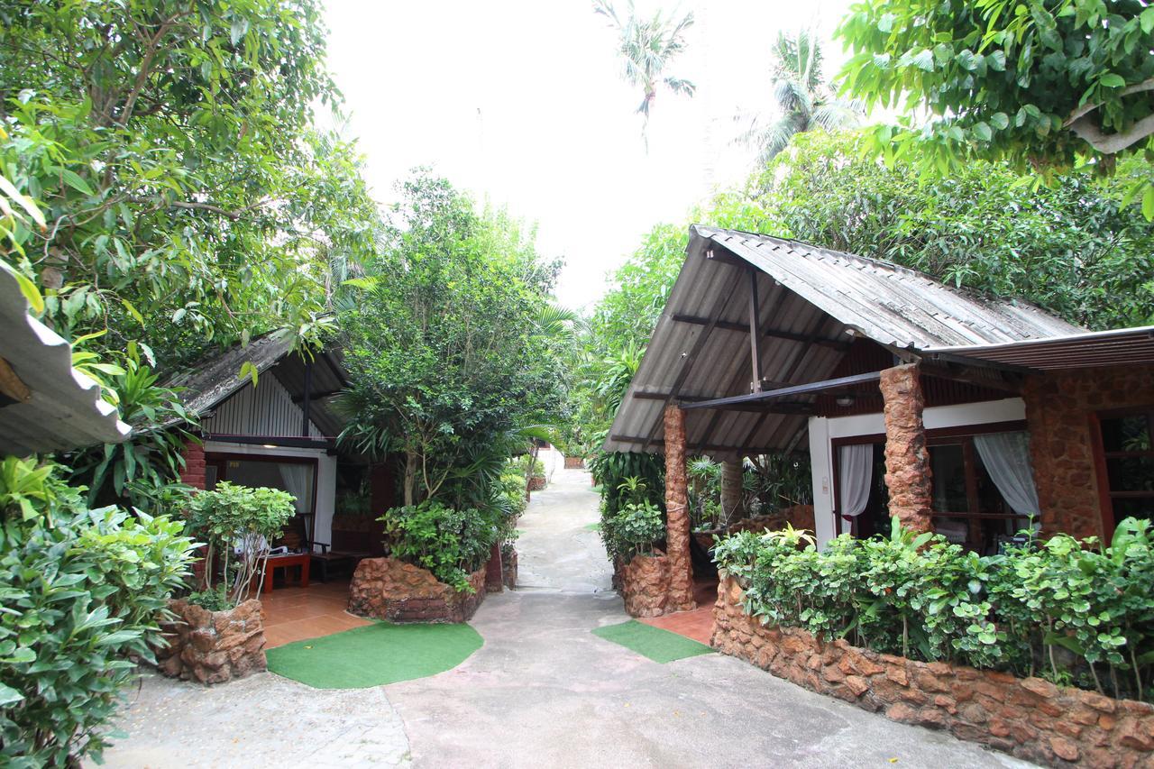 Pine Bungalow Krabi town Exterior foto